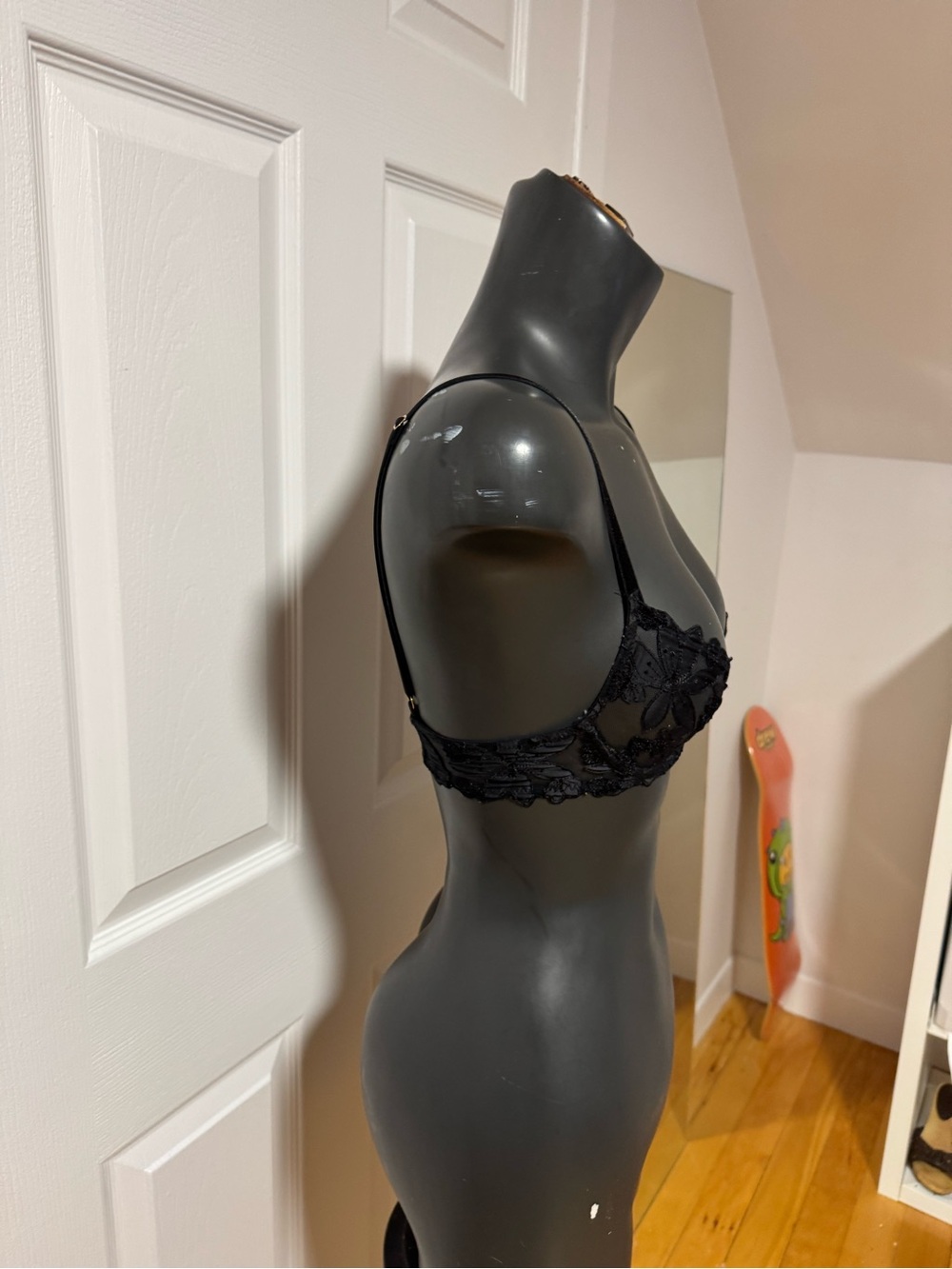 bra - Picture 3 of 4